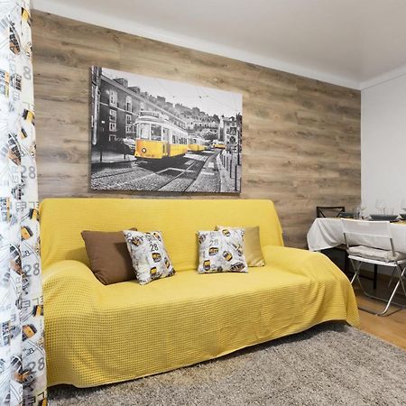 Alfama Apartments & Studios Lisbon Bagian luar foto