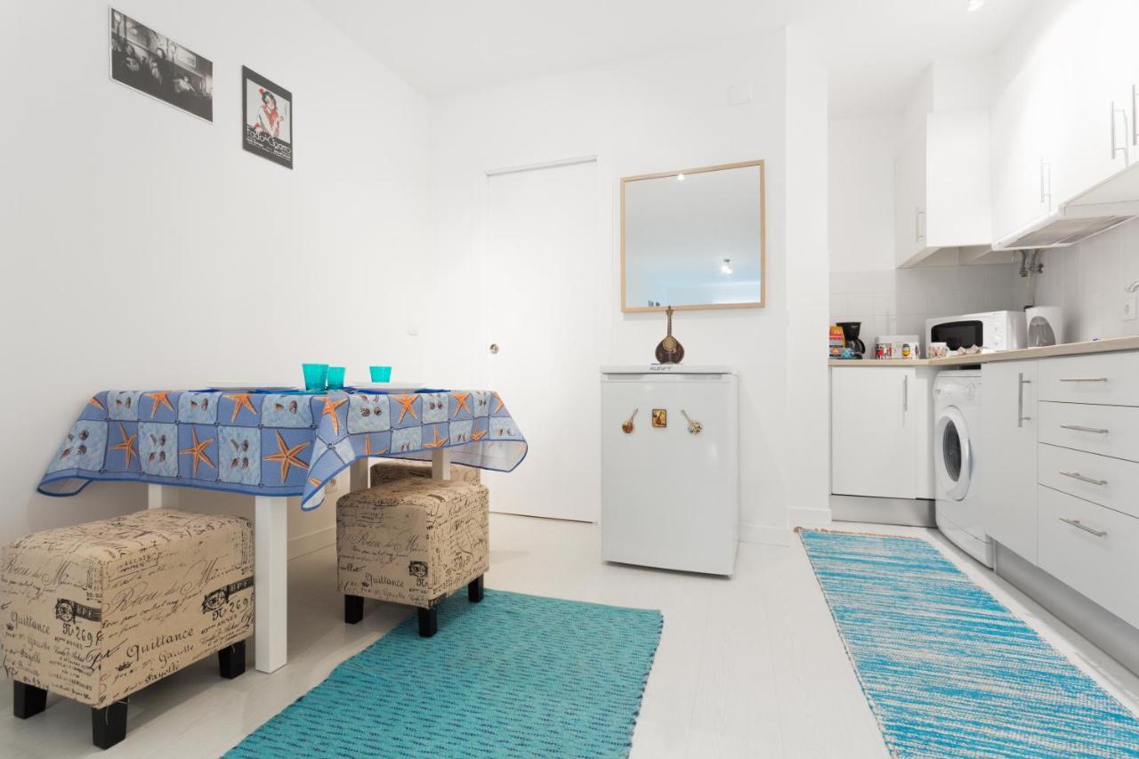 Alfama Apartments & Studios Lisbon Bagian luar foto