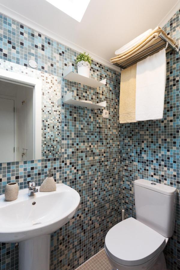 Alfama Apartments & Studios Lisbon Bagian luar foto
