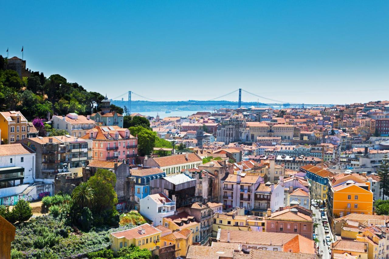 Alfama Apartments & Studios Lisbon Bagian luar foto